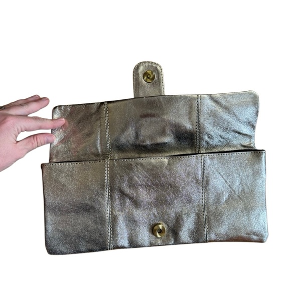 Sorpresa! Women's Silver Foil Finish 100% Leather Clutch Purse Bag - Picture 3 of 6